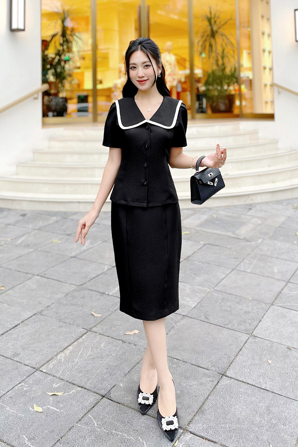 Chân váy công sở dáng bút chì màu đen