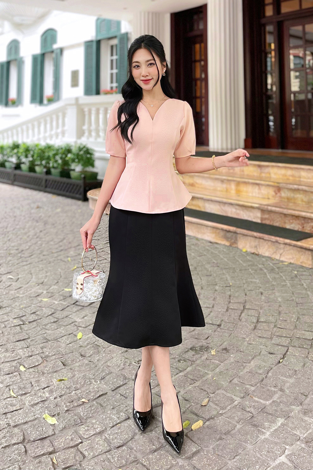Set trắng nhún áo croptop cổ tim chân váy đuôi cá | Shopee Việt Nam