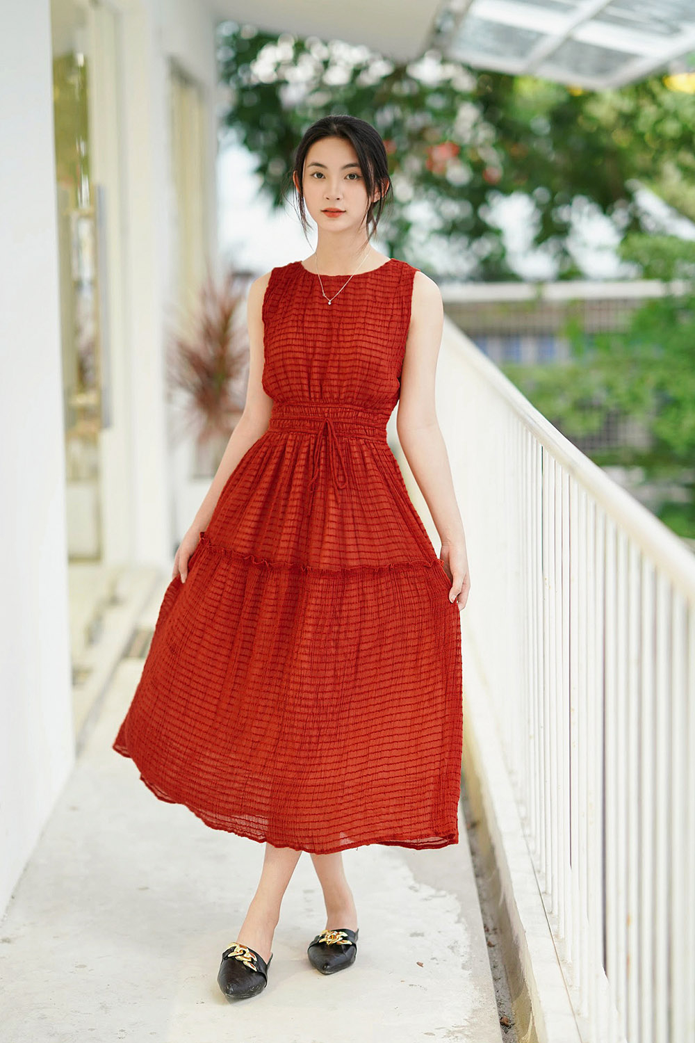 Đầm midi dáng xòe phối nơ eo