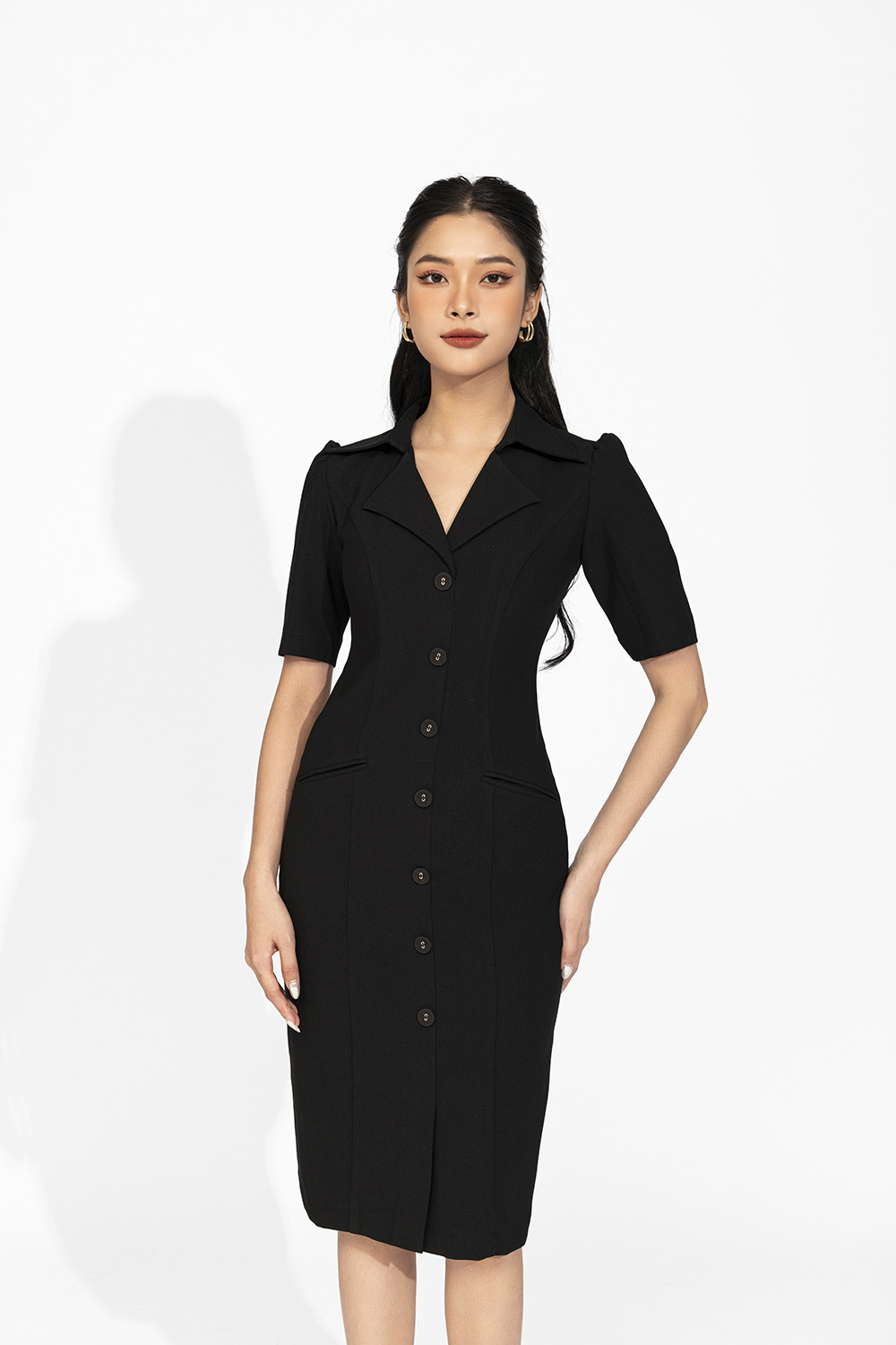 Đầm ôm công sở màu đen cổ đan tông KK150-38