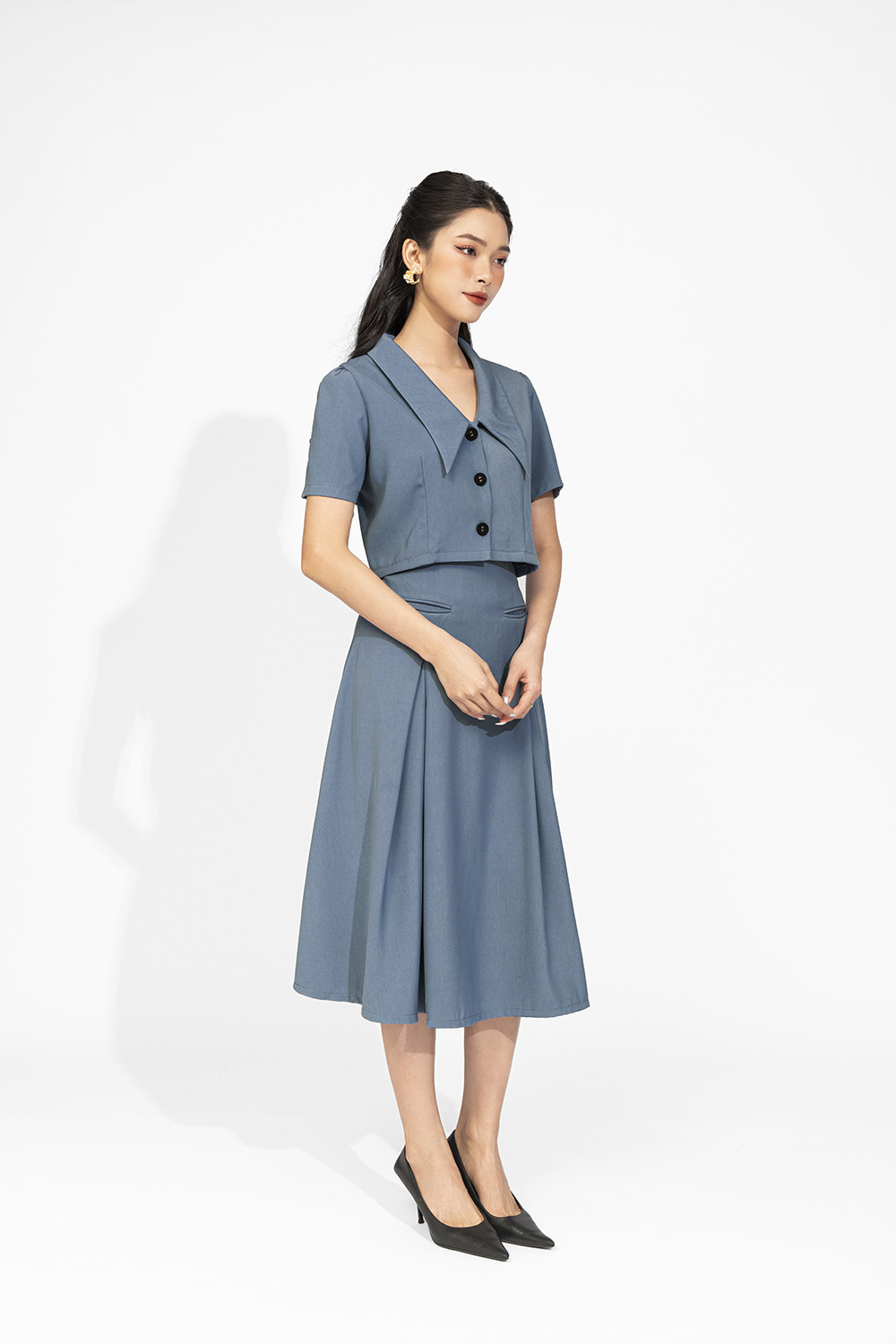 Áo công sở nữ kiểu croptop cổ sen