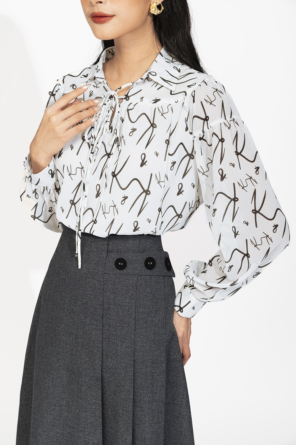 Áo sơ mi công sở nữ cách điệu