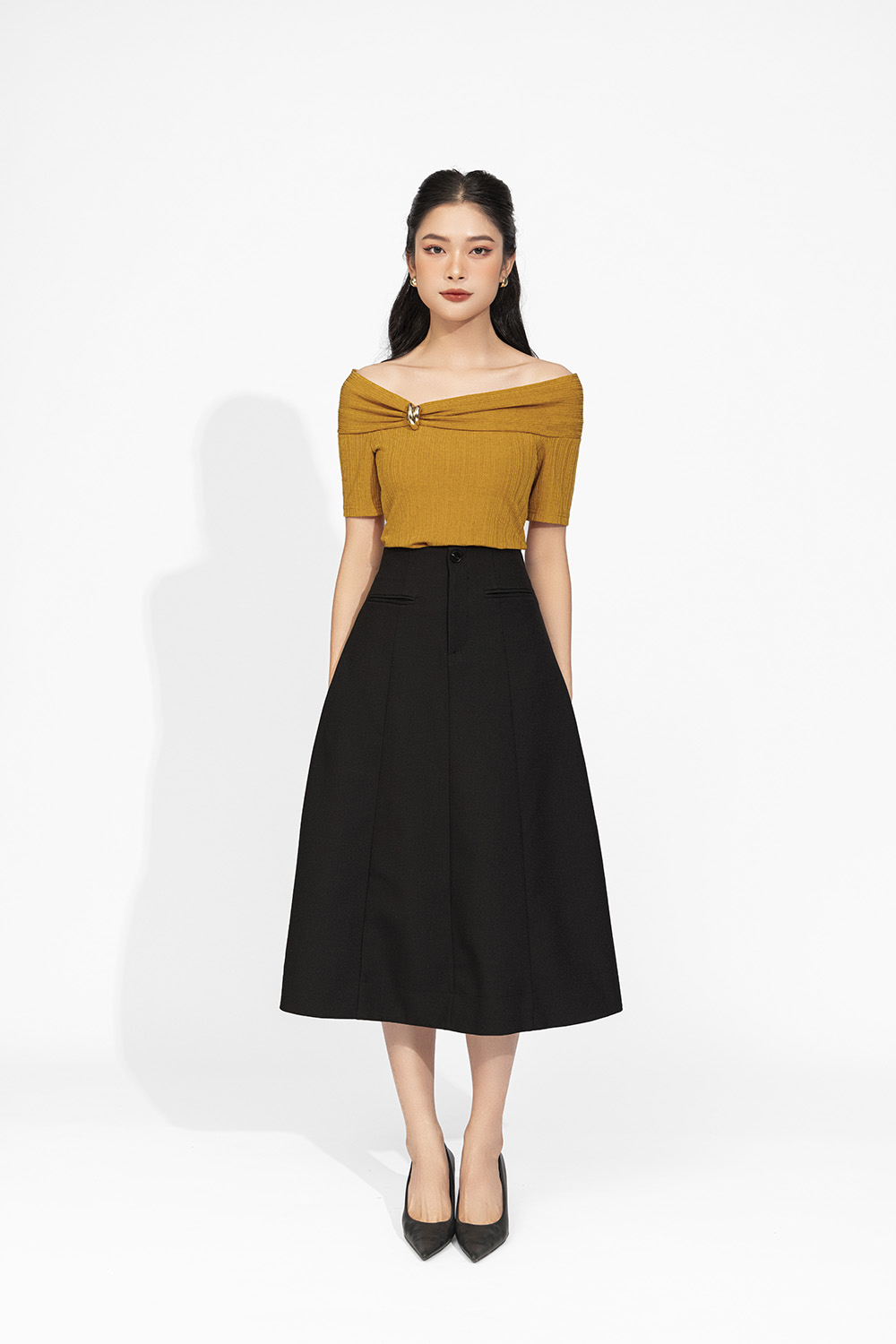 Áo kiểu nữ trễ vai dáng ôm