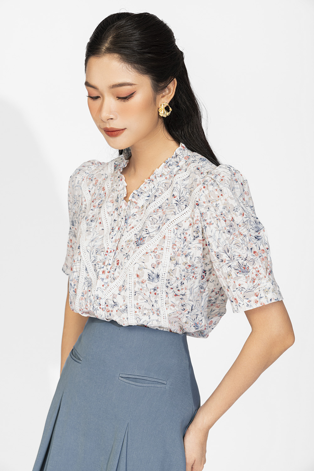 Áo sơ mi nữ họa tiết hoa