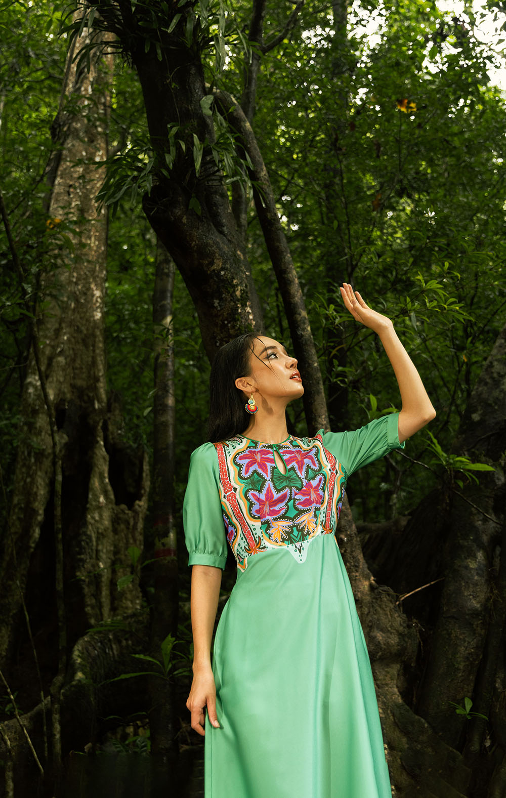 Đầm công sở dáng dài phối họa tiết