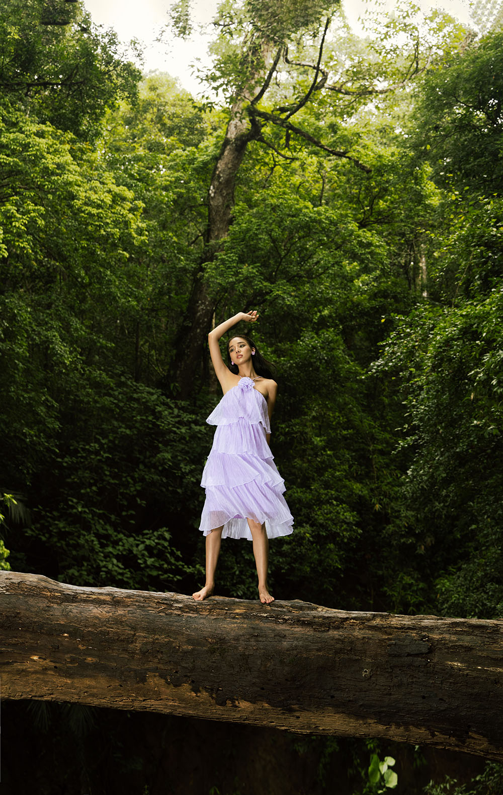 Đầm xòe nhiều tầng hai dây phối hoa