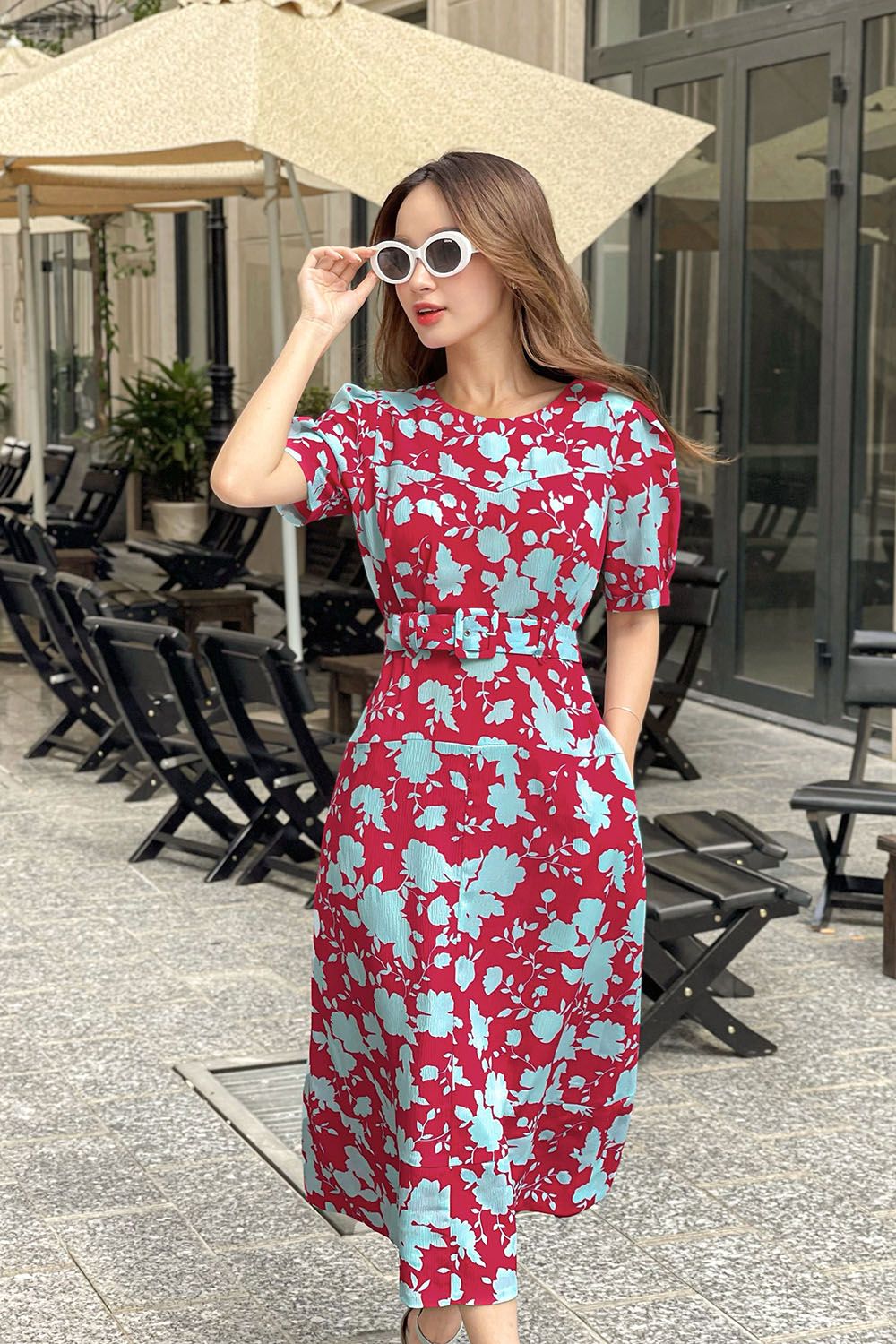 Đầm xòe đuôi cá phối belt họa tiết hoa