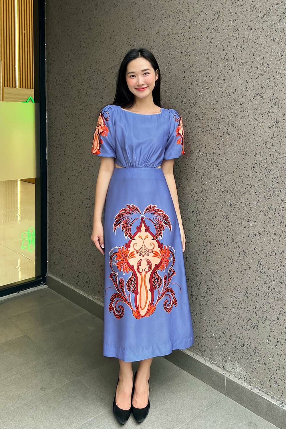 Đầm dự tiệc dáng dài sang trọng cut out eo HL24-35