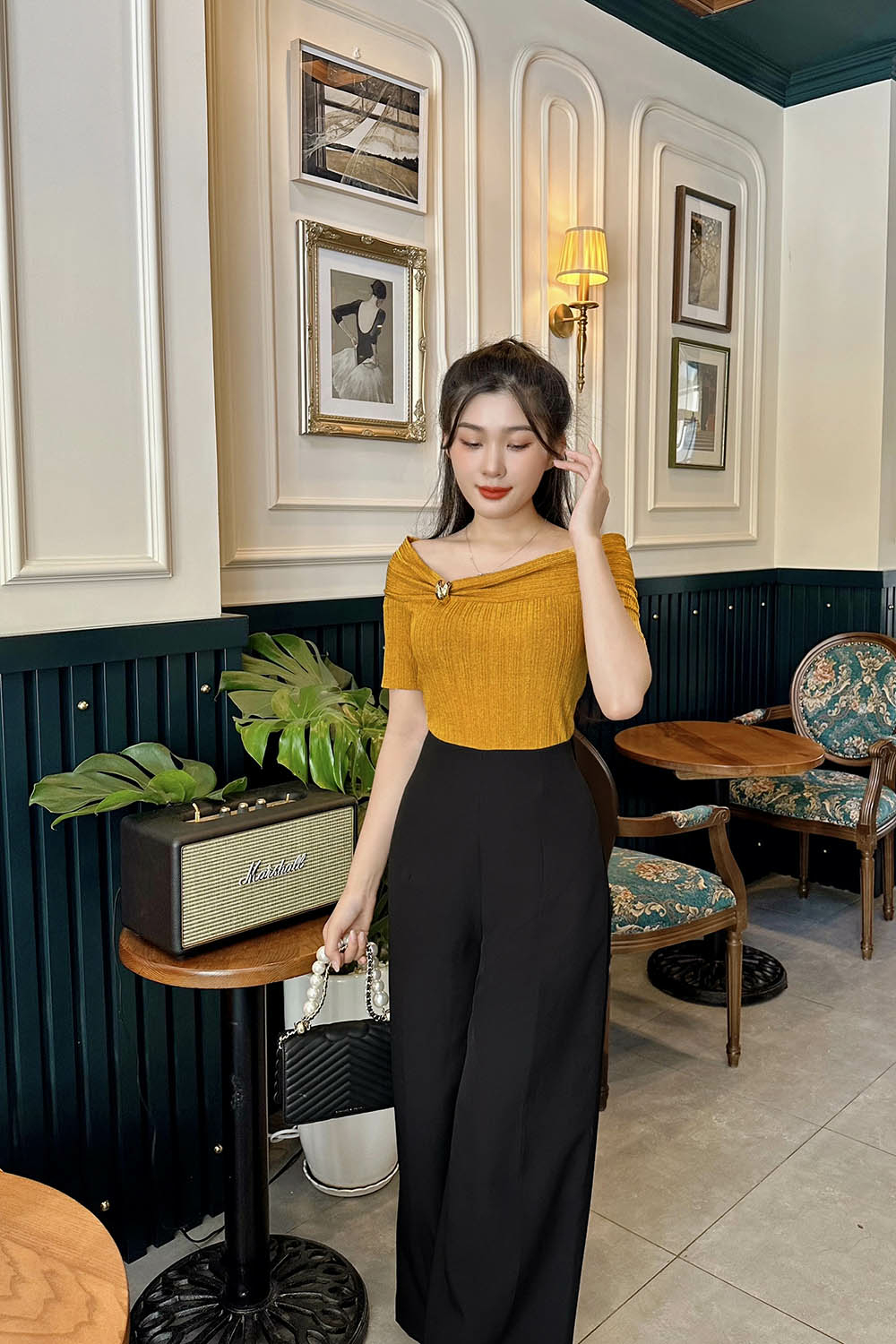 Áo kiểu nữ trễ vai dáng ôm