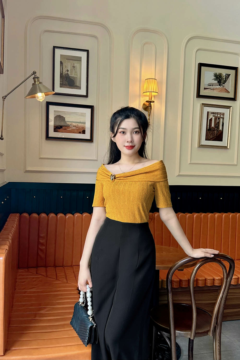 Áo kiểu nữ trễ vai dáng ôm