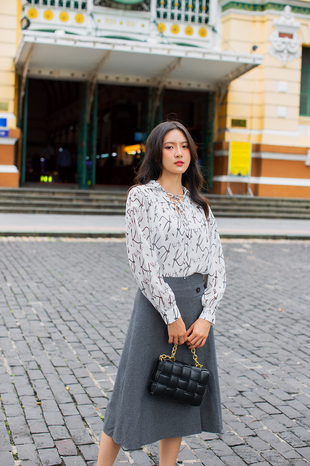 Áo sơ mi công sở nữ cách điệu