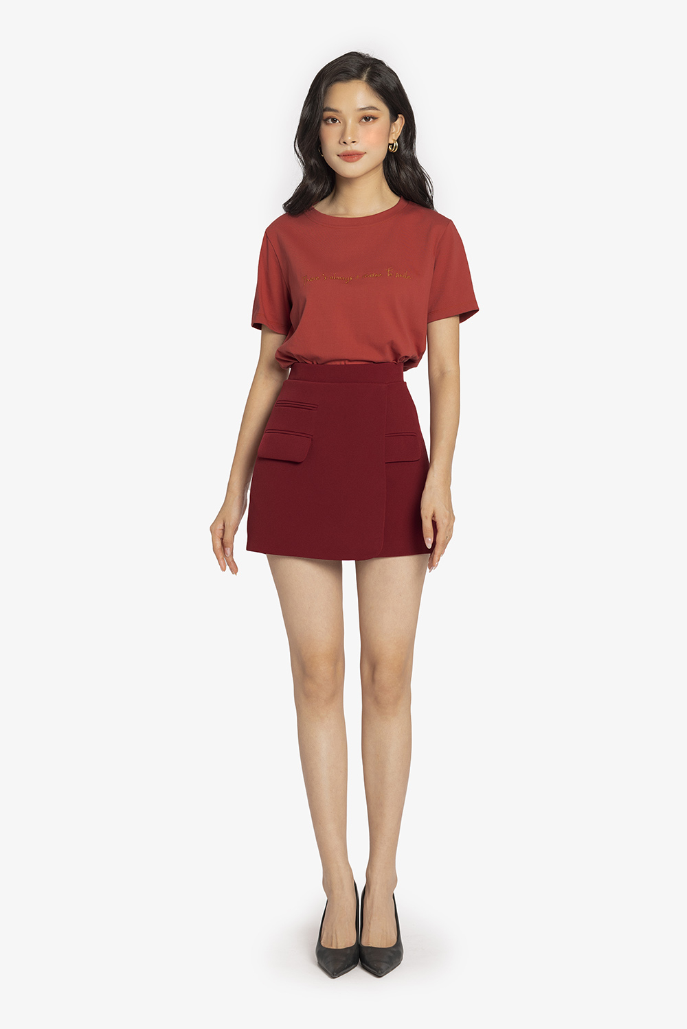 Áo thun nữ tay ngắn cổ tròn basic