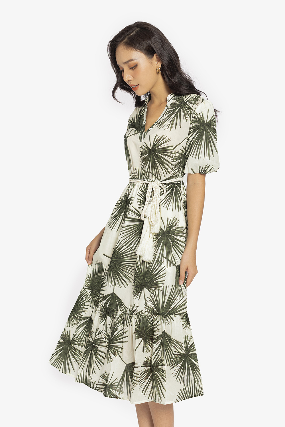 Đầm công sở cổ V dáng xòe đuôi cá