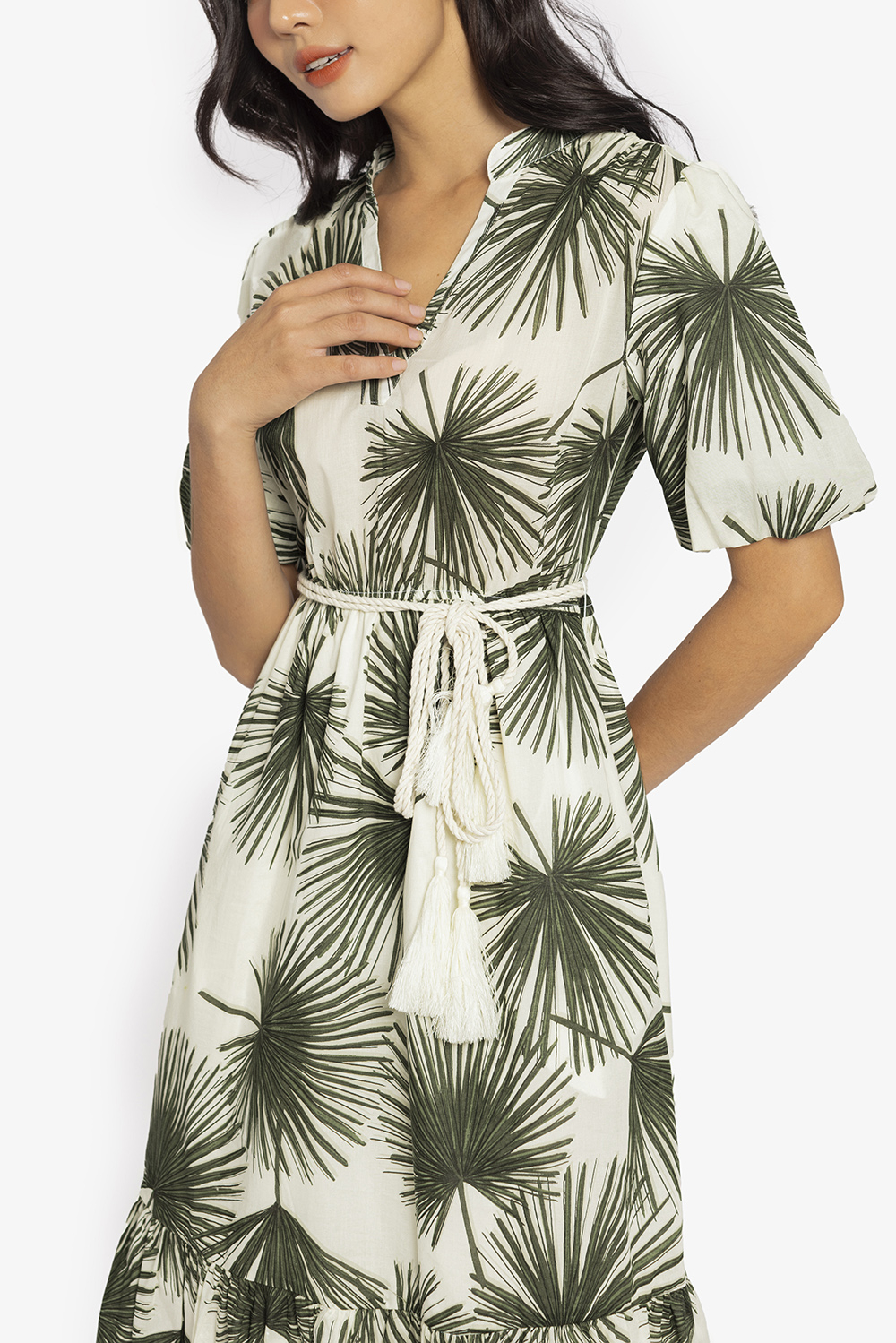 Đầm công sở cổ V dáng xòe đuôi cá