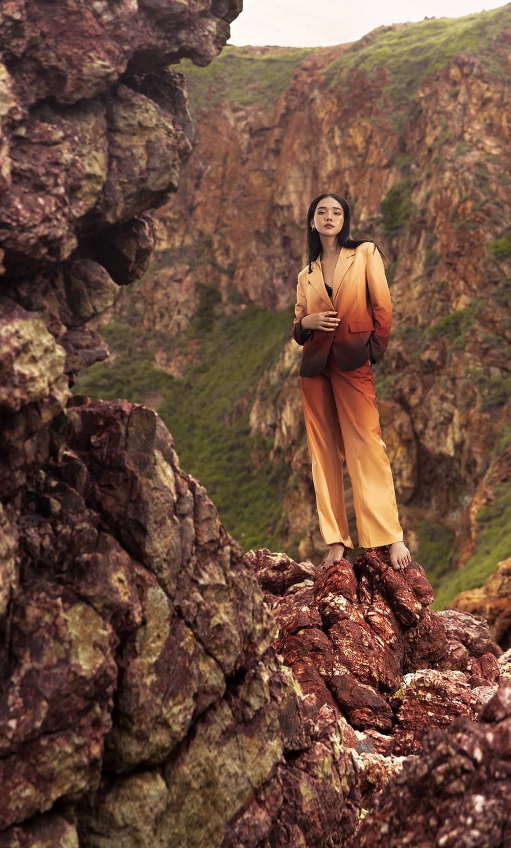 Áo blazer nữ họa tiết ombre