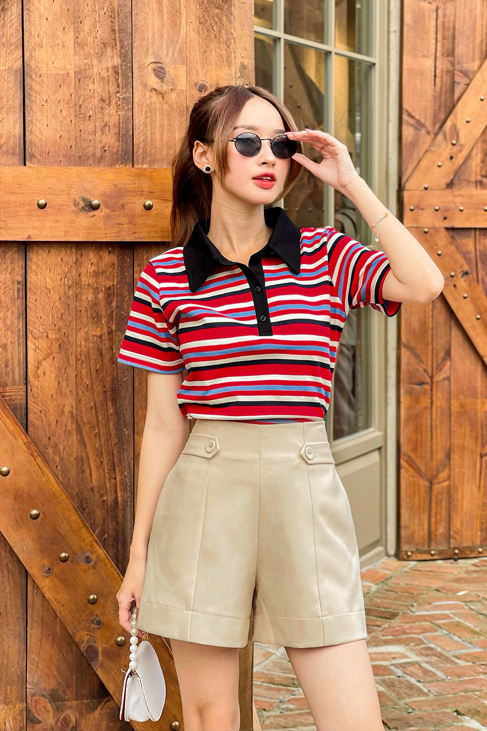 Quần short nữ lưng cao màu kem