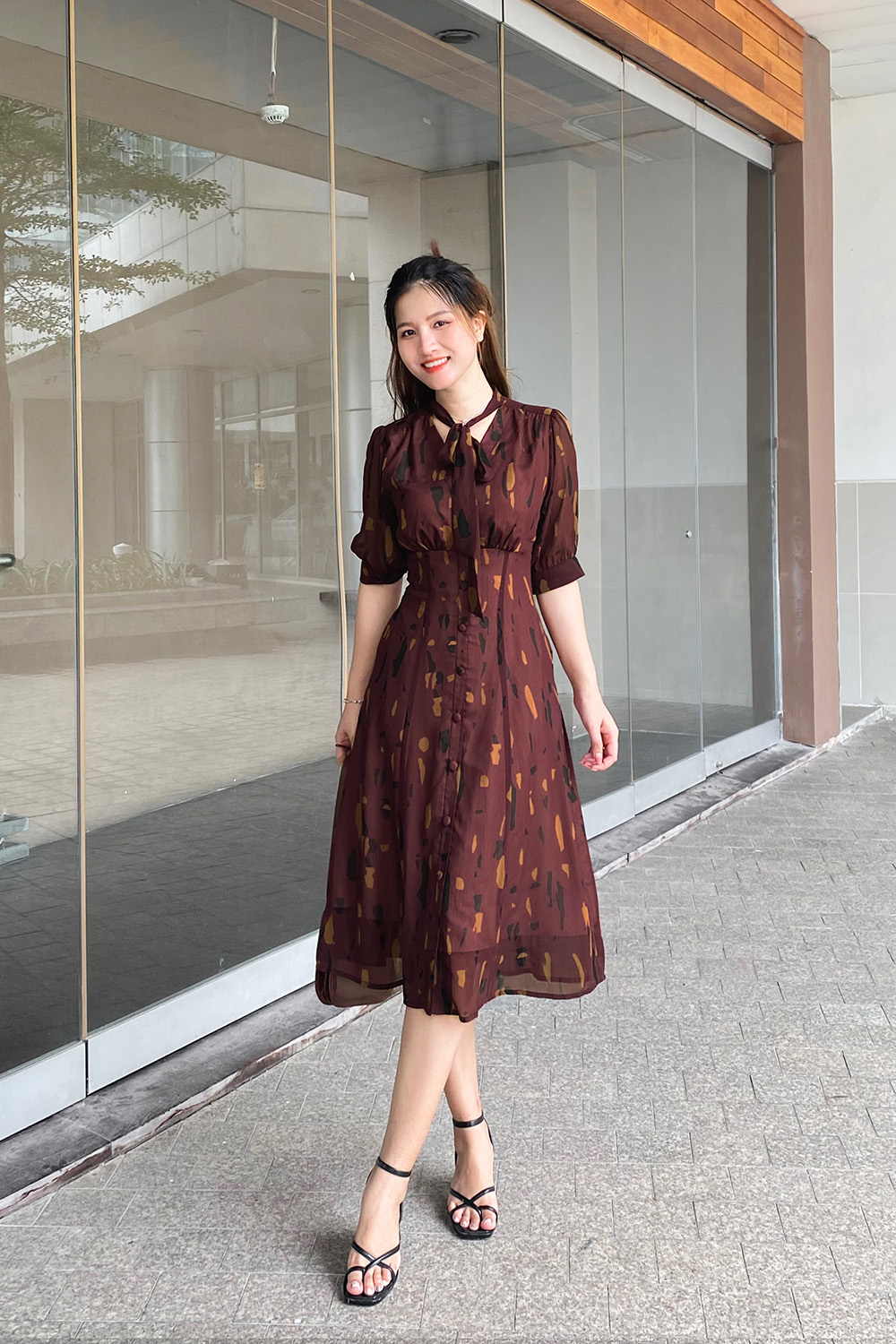 Đầm công sở dáng xòe cổ phối nơ