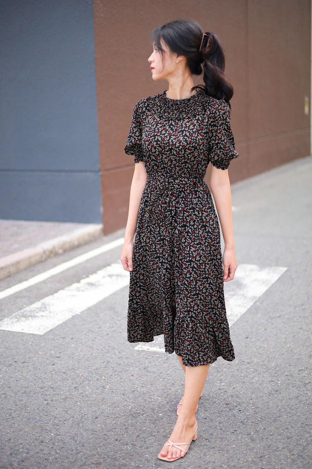 Đầm công sở hoa nhí dáng dài đuôi cá