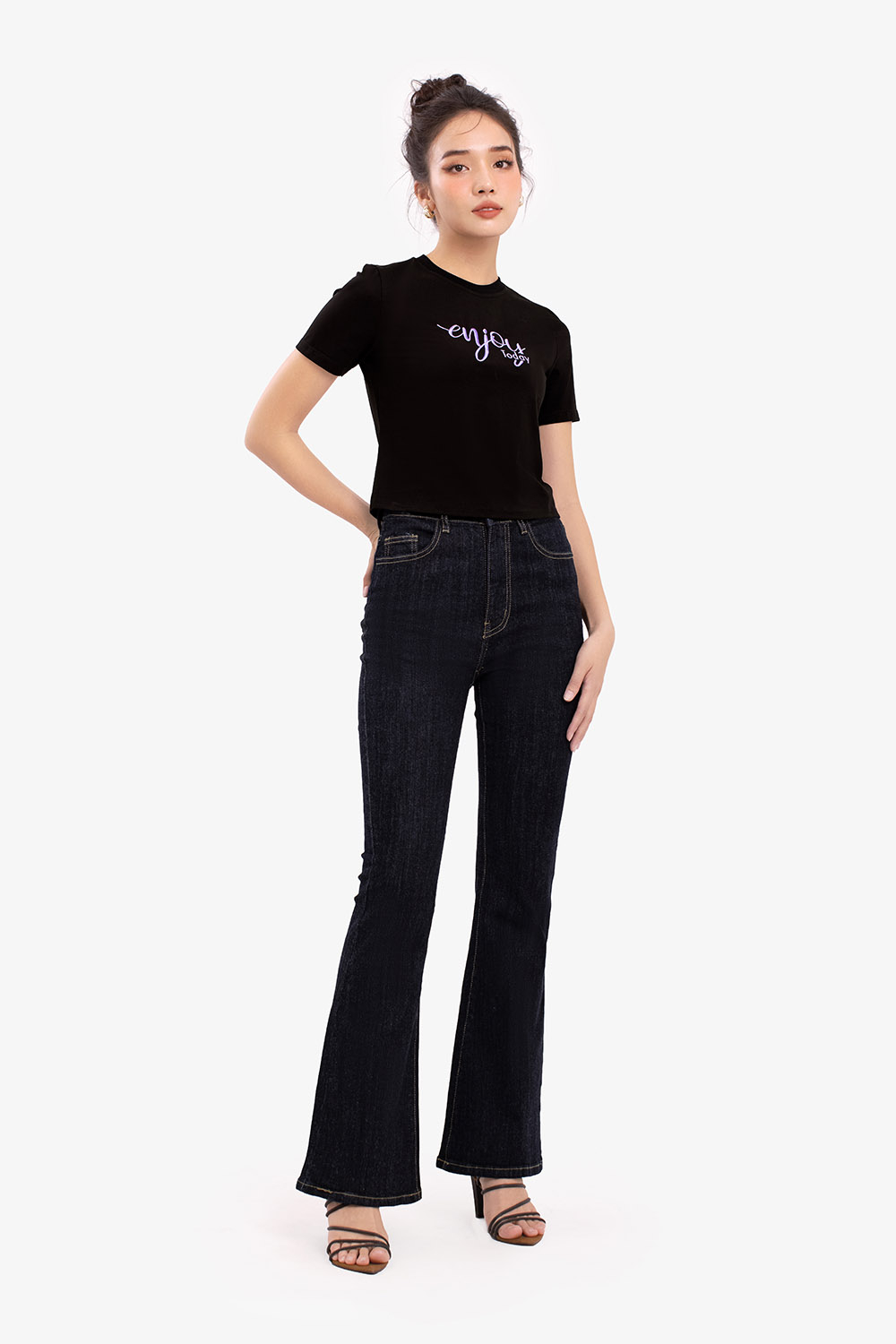 Quần jeans nữ lưng cao ống loe