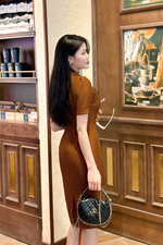Đầm công sở dáng chữ a cổ peter pan