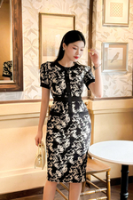 Đầm ôm công sở họa tiết phối màu