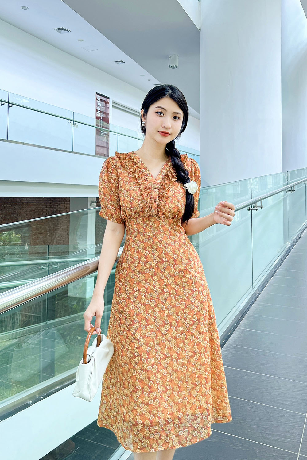 Đầm voan hoa công sở dáng xòe chữ a cổ bèo