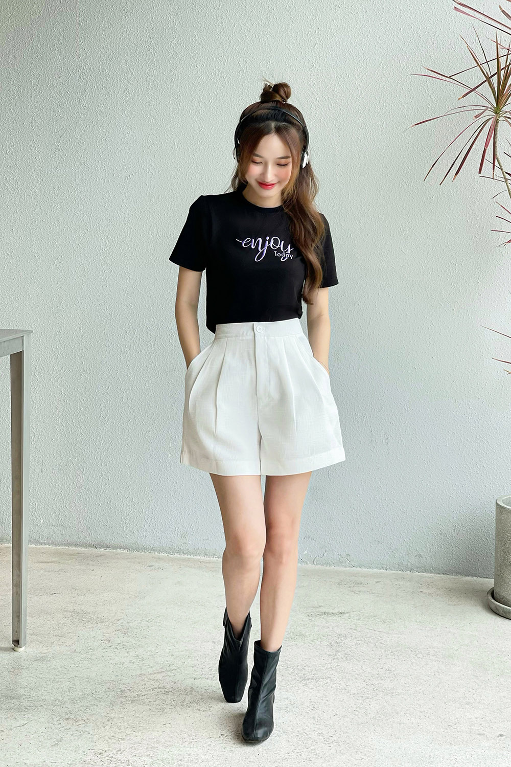 Áo thun nữ croptop màu đen