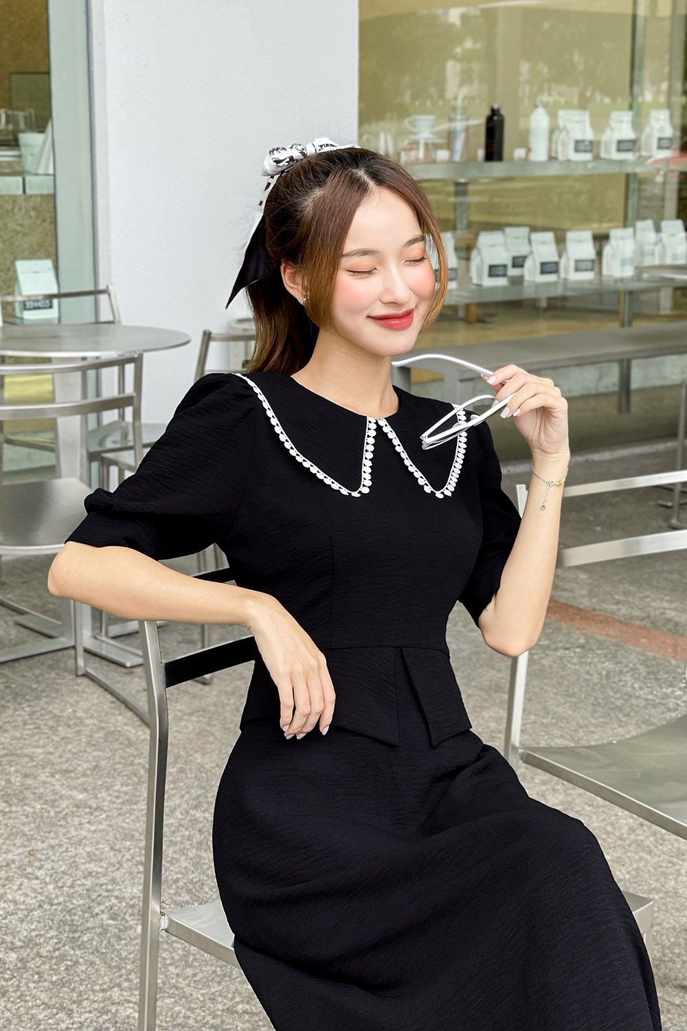 Đầm xòe dáng peplum cổ sen cách điệu