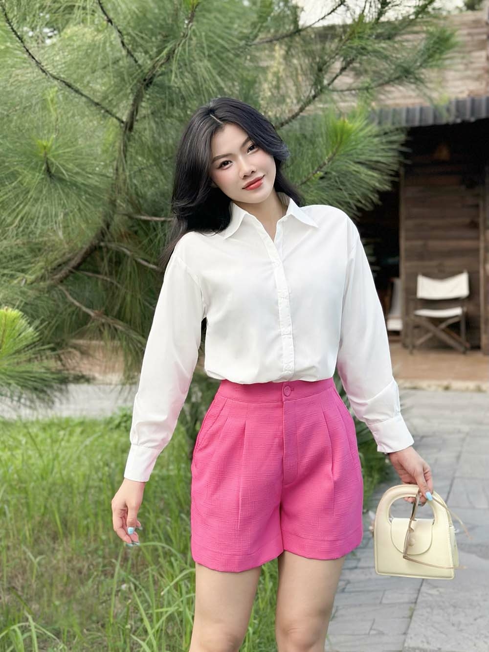 Quần short nữ màu hồng túi chéo