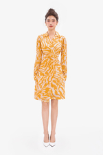 Đầm wrap dress họa tiết tay dài