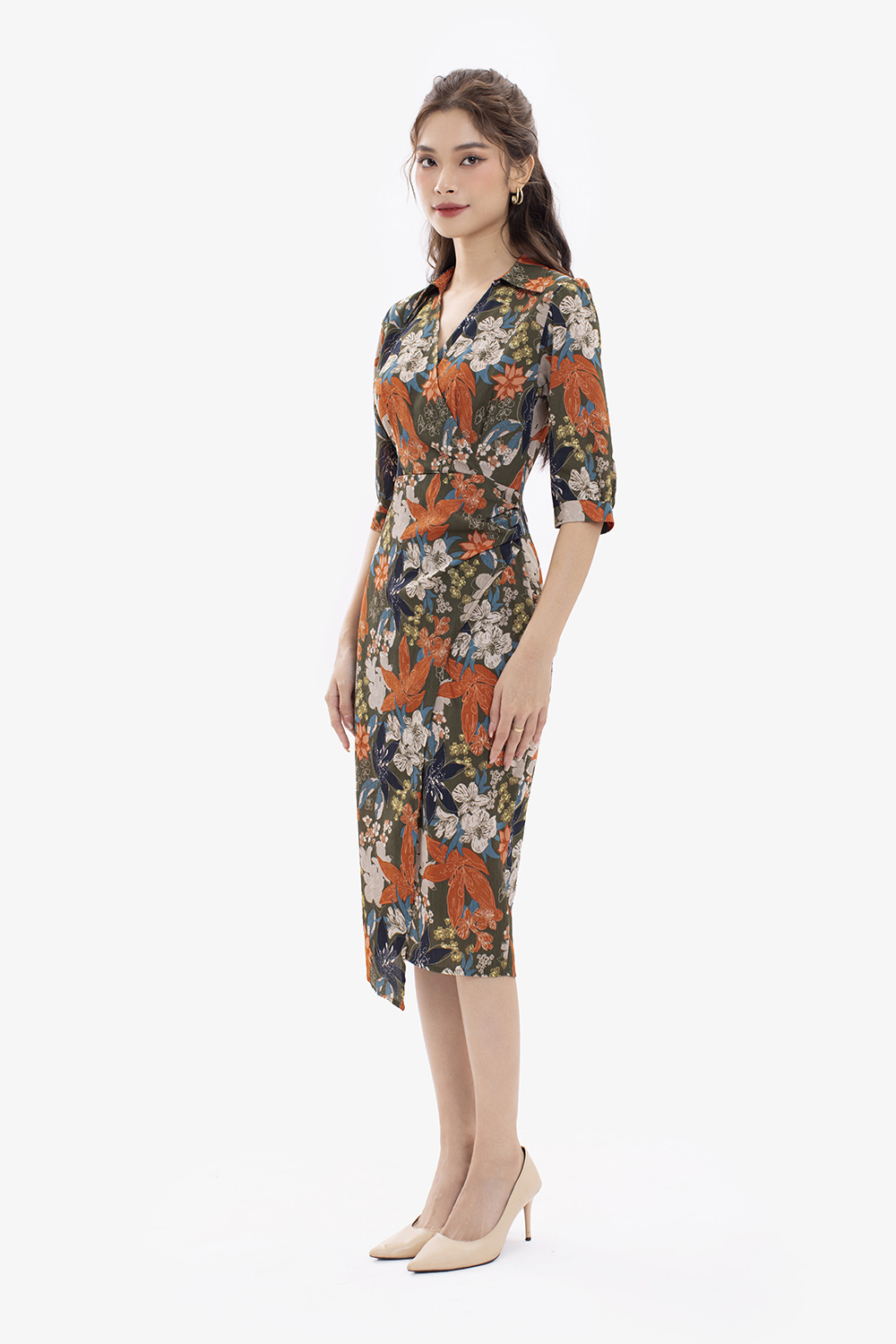 Đầm công sở kiểu wrap dress họa tiết hoa to