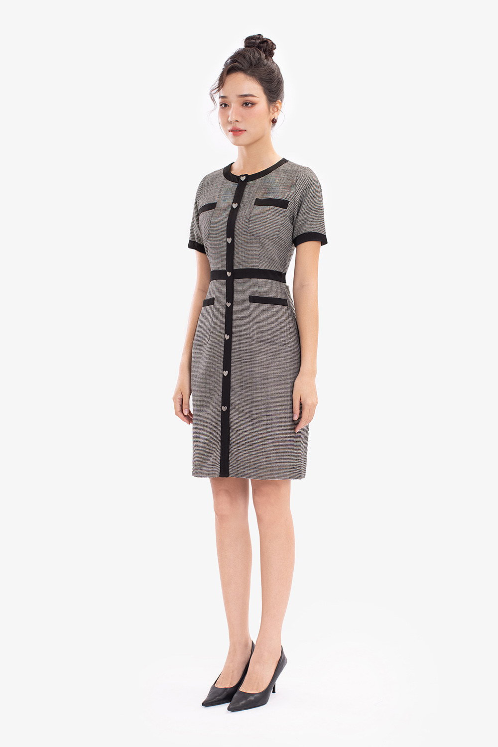 Đầm công sở dáng chữ a phối viền đen