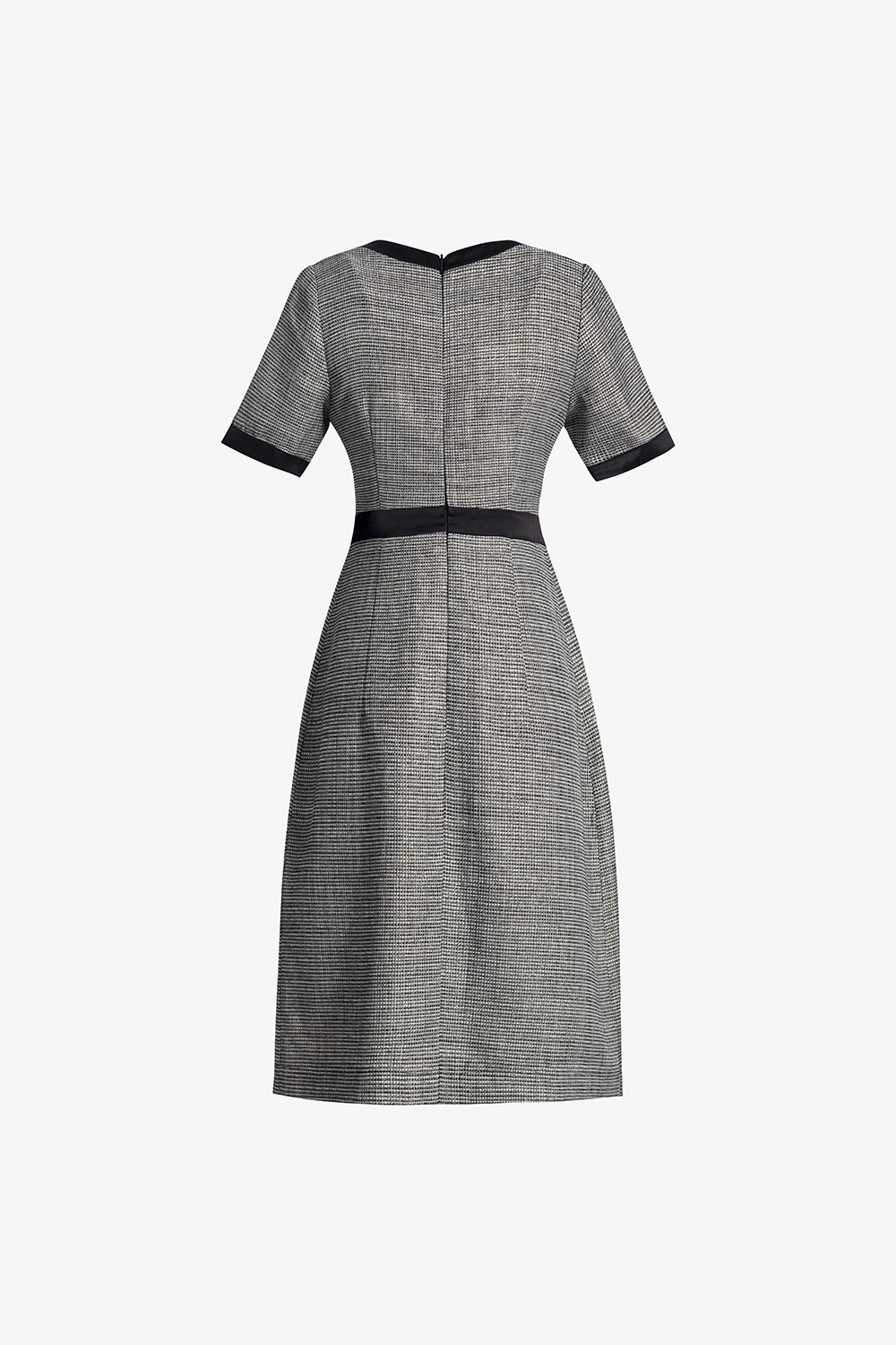 Đầm công sở dáng chữ a phối viền đen