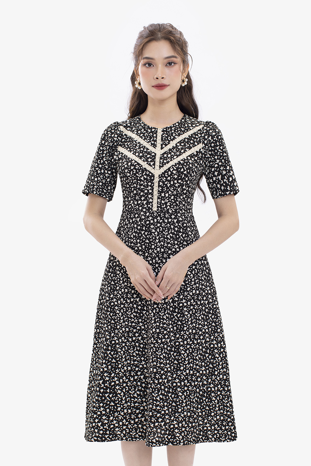 Đầm hoa công sở dáng chữ a phối đăng ten