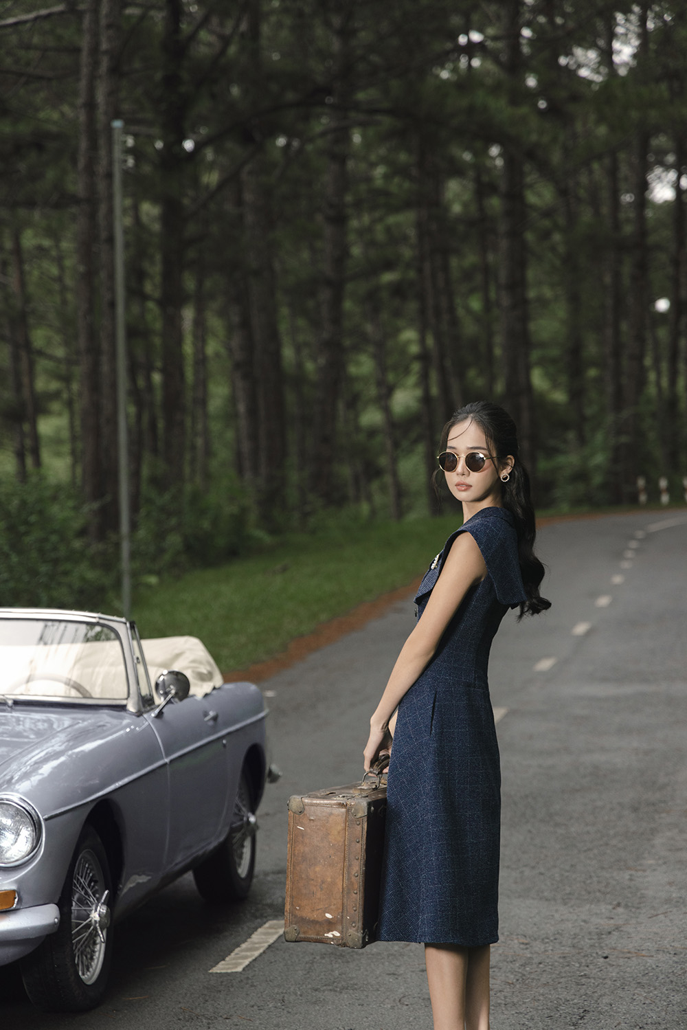 Đầm xòe công sở cổ đan tông