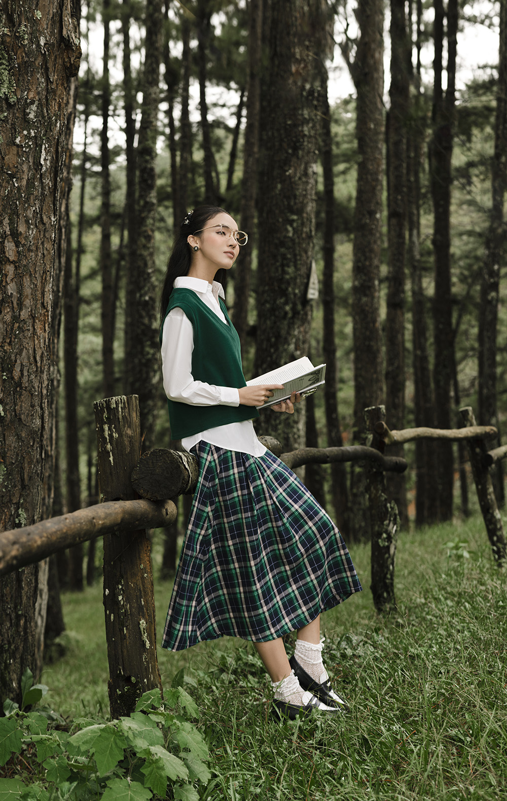 Chân váy công sở caro dáng xòe dài