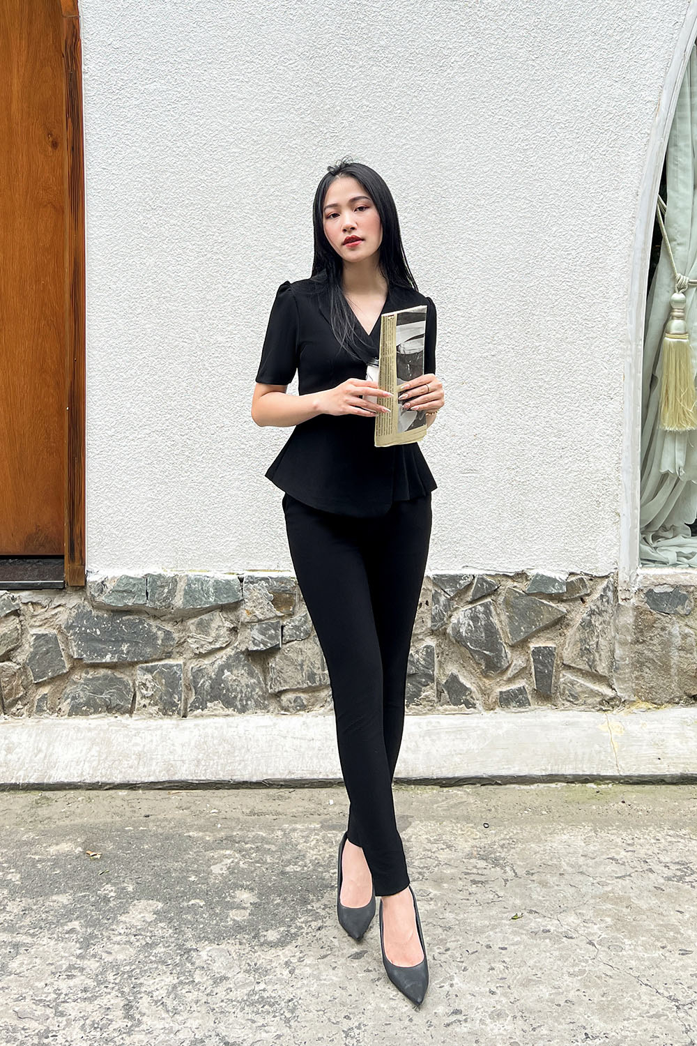 Quần nữ dáng ôm skinny màu đen