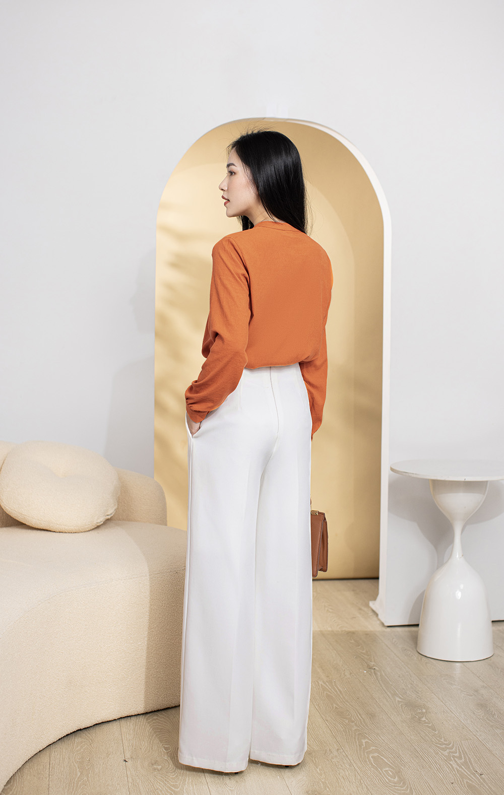 Áo sơ mi nữ tay dài cổ cách điệu