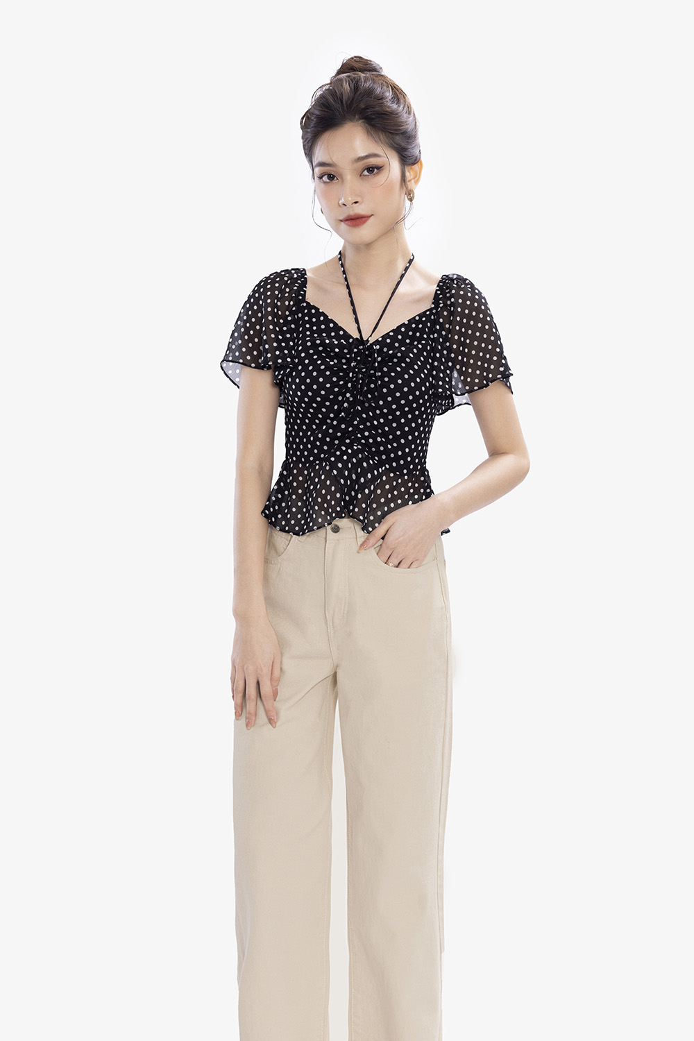 Áo kiểu nữ họa tiết chấm bi tay cánh tiên