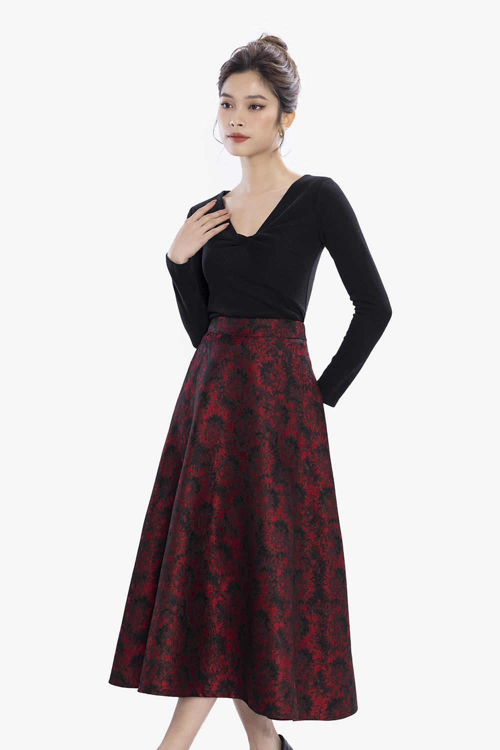 KIOBI - Chân váy Short Laluna form mini rã 7 mảnh, dáng váy ôm trên xòe  dưới, eo lưng cao, vải cotton bố đỏ - KIV20121DO - Chân váy | ThờiTrangNữ.vn