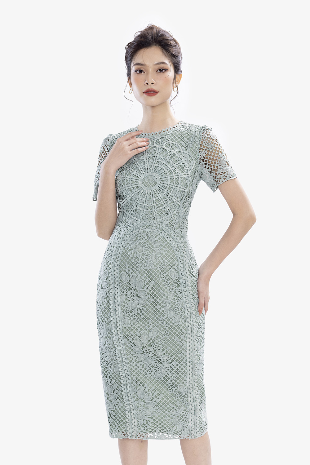 Đầm ren dáng ôm body màu xanh tay ngắn KK164-10