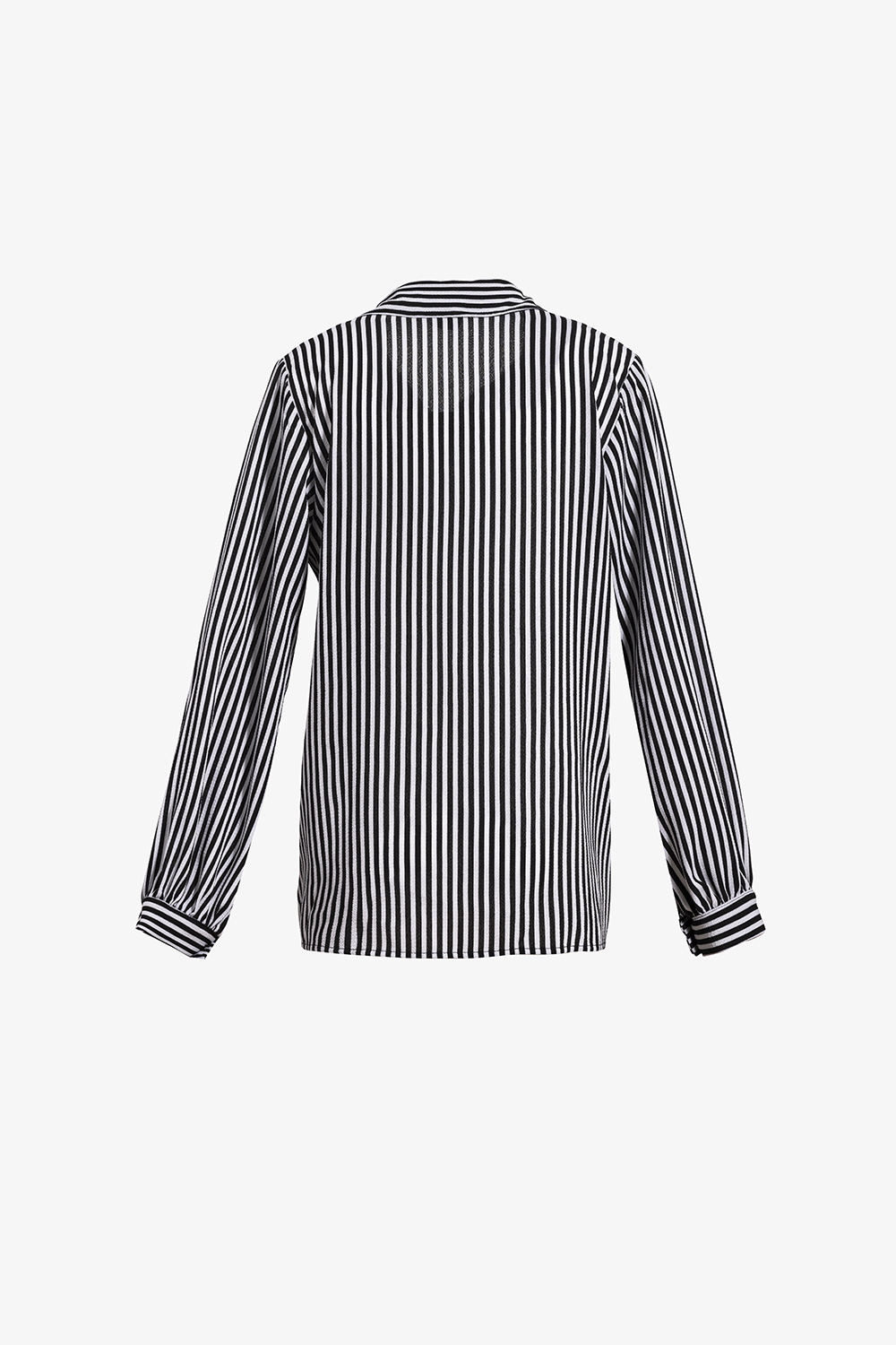 Áo sơ mi nữ tay dài hoạ tiết sọc trắng đen