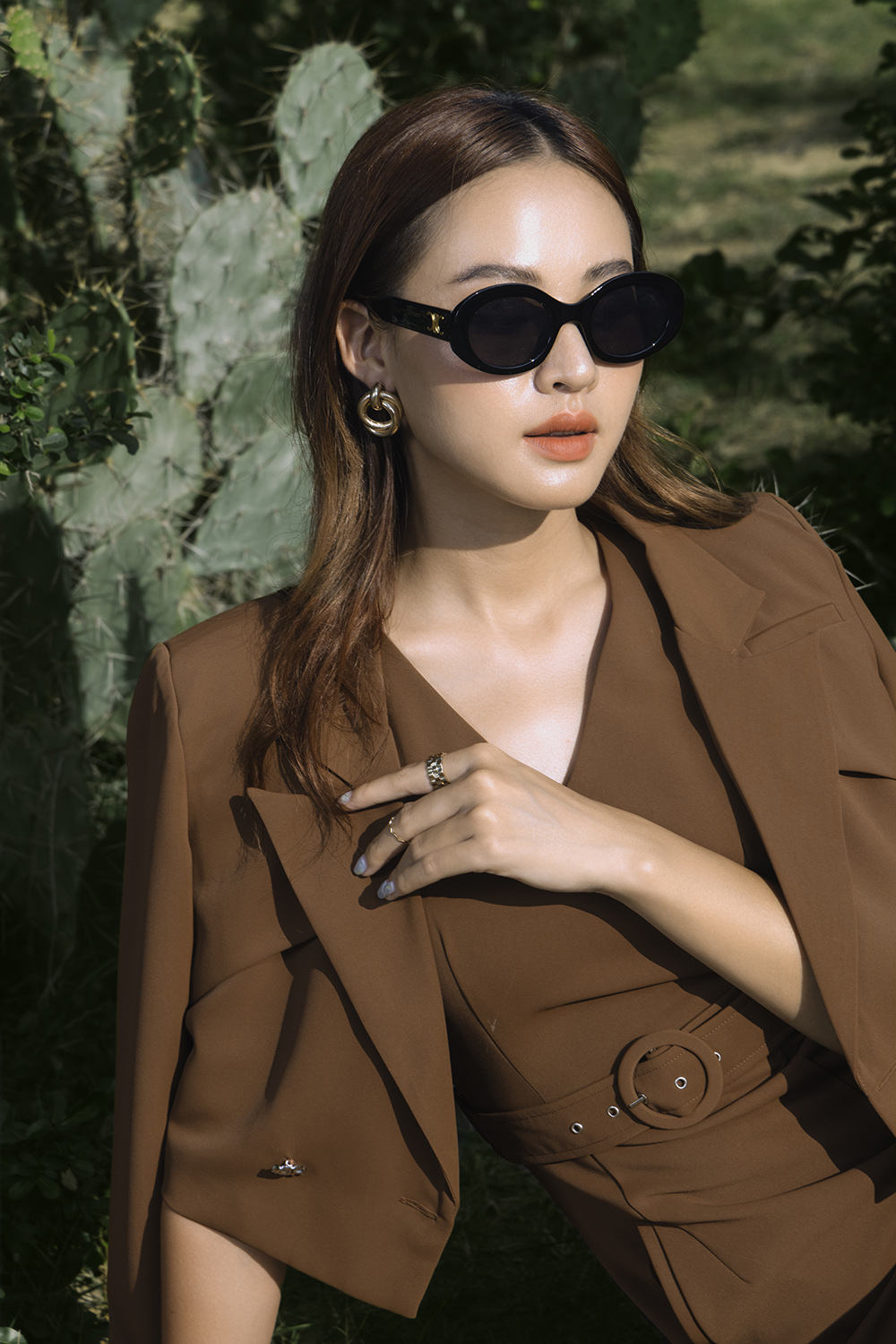 Áo khoác blazer nữ dáng lửng tay dài