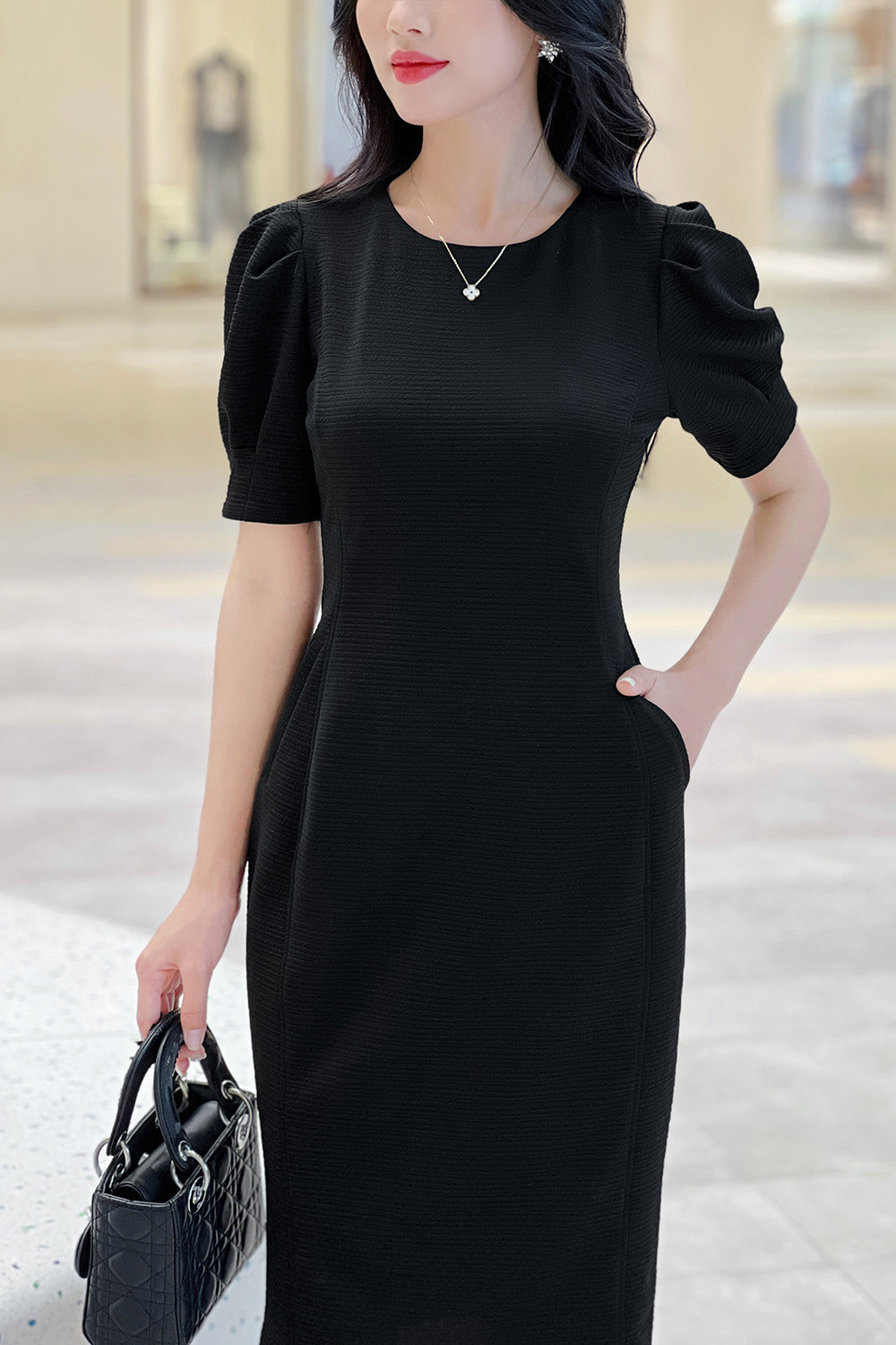 Rập váy ôm phối đen trắng Hải Vân - Helen Sewing
