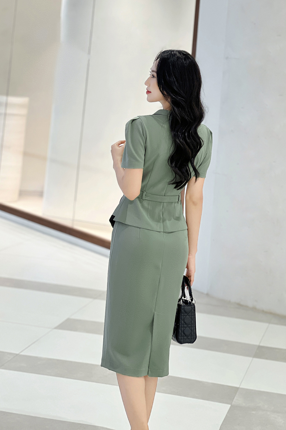 Đầm ôm công sở kiểu peplum màu xanh