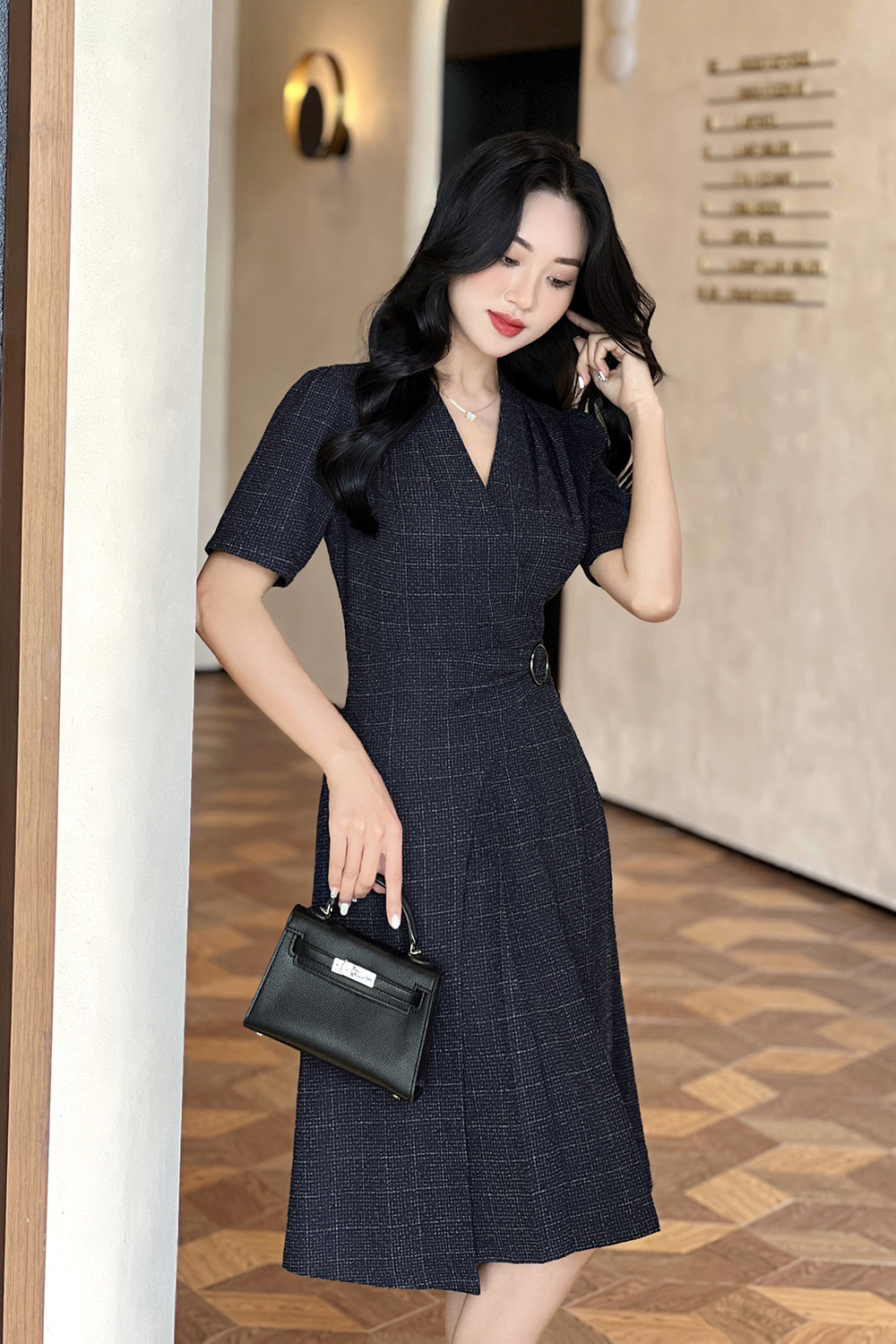 Đầm công sở cổ v dáng xòe chữ a xếp ly KK164-40