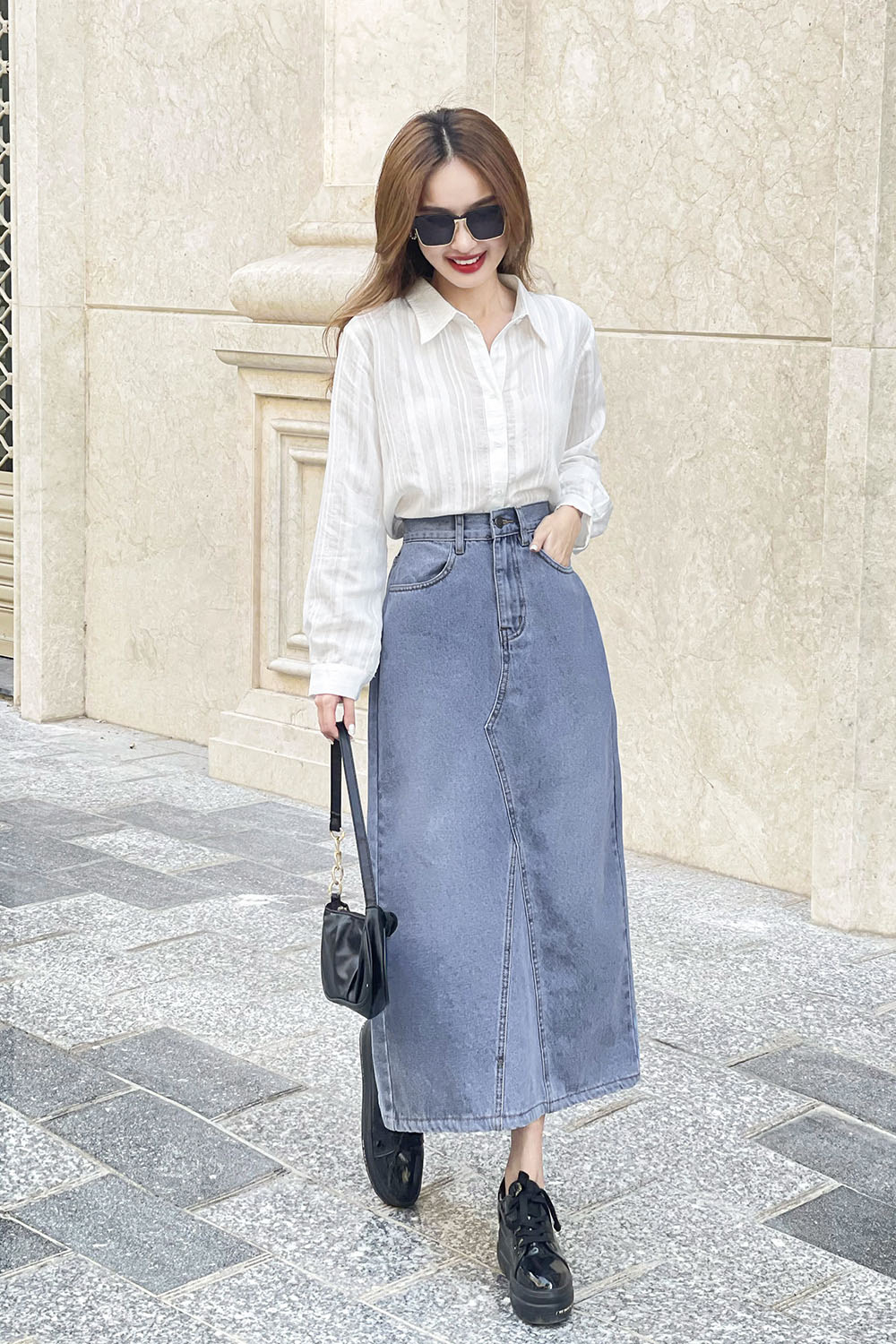 Chân váy jean dài xẻ tà trước viền chỉ nổi fmstyle, chân váy dài xẻ tà jean  phong cách Hàn Quốc | Fmstyle Shop 209200037 - Chân váy | ThờiTrangNữ.vn