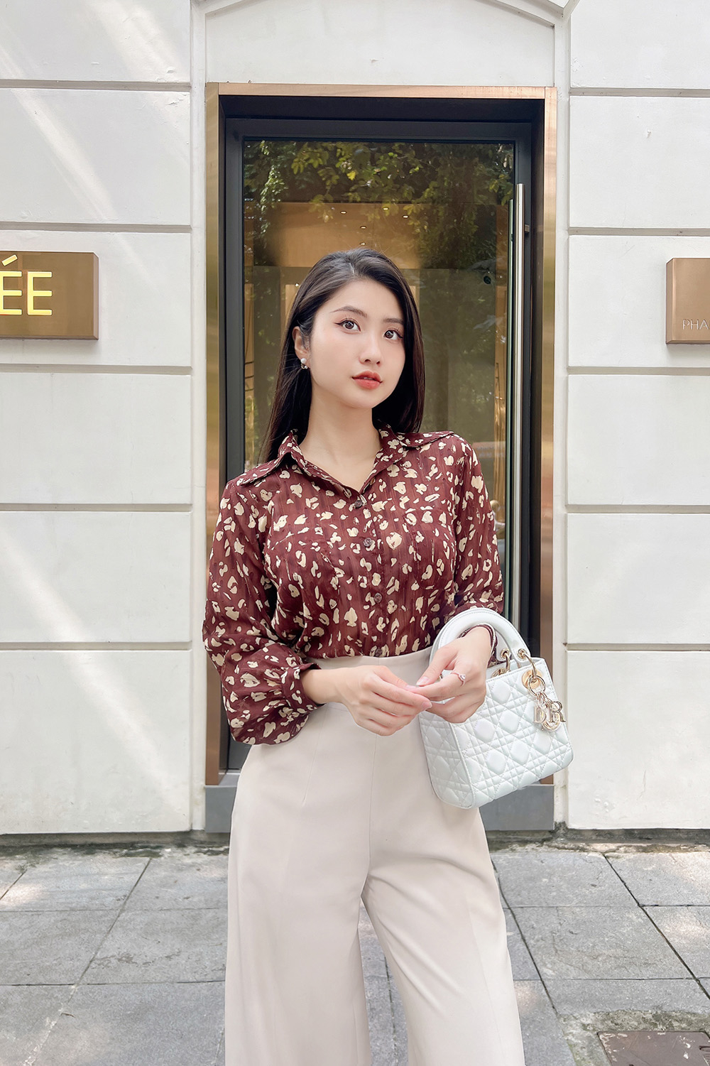 Áo sơ mi công sở nữ màu nâu họa tiết