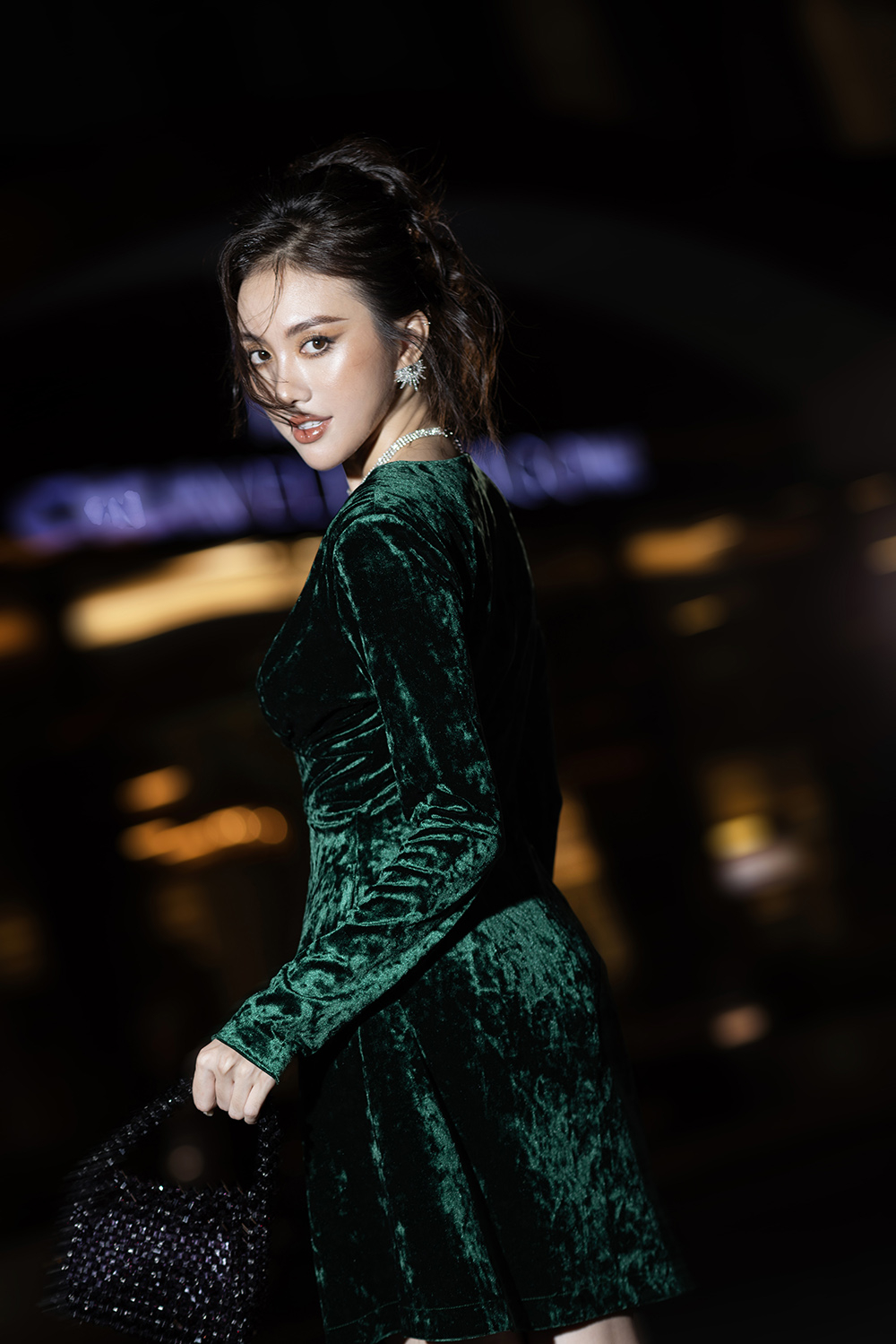 ⚡️ Váy nhung dáng dài phong cách cổ điển Pháp, váy xòe nhẹ dáng chữ A cổ  vuông, tay phồng quý tộc | Shopee Việt Nam