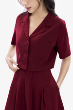 Áo kiểu nữ màu đỏ dáng ngắn cổ đan tông